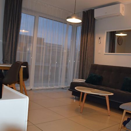 Apartament W Niechorzu Przy Latarni Z Garazem Niechorze Exterior foto